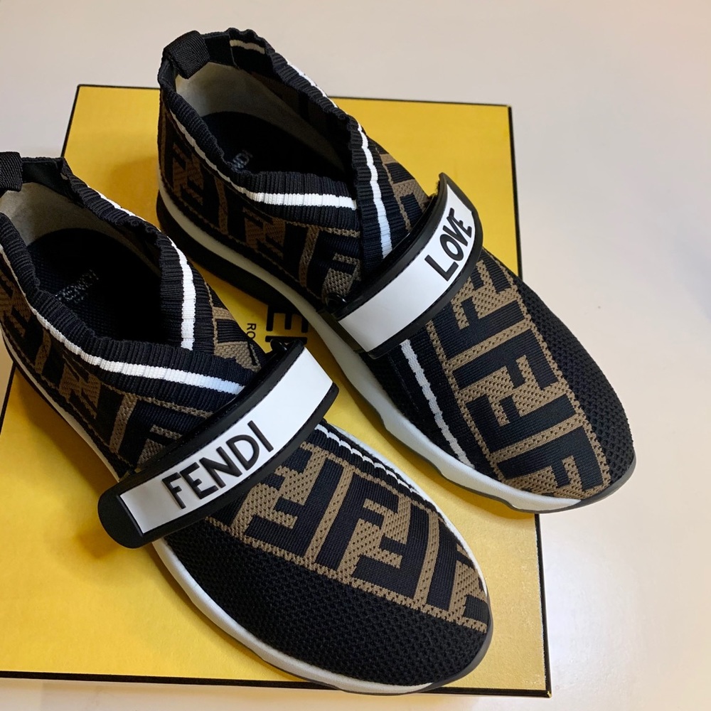 FENDI- Rockoko knit sneakers- Size: 37.5